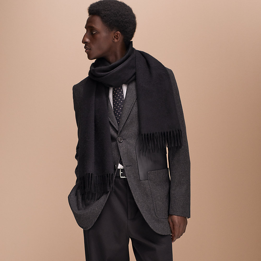 【美品⠀】エルメス☆ユニ・ブロデ・マフラー 美品⠀】エルメス☆ユニ・ブロデ・マフラー 新品未使用